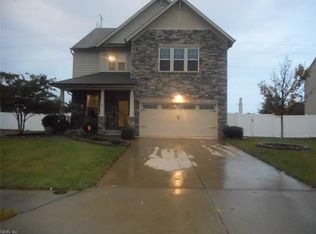 14 Ravenscroft Ln, Hampton, VA 23669