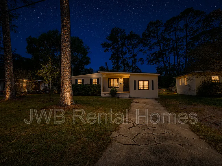 10302 Swarthmore Dr — Photo 12