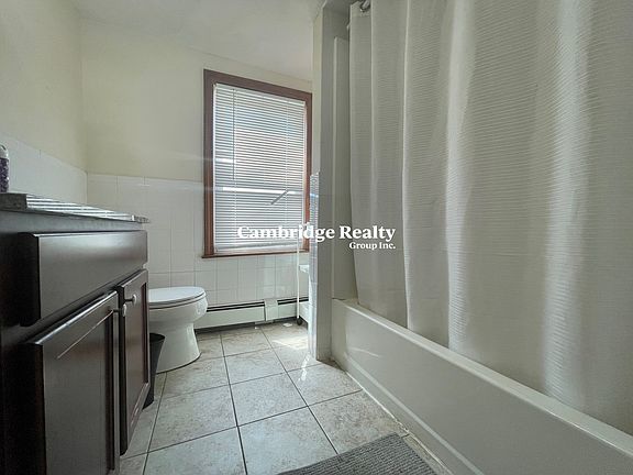 3rd image of 571 Somerville Ave #1E