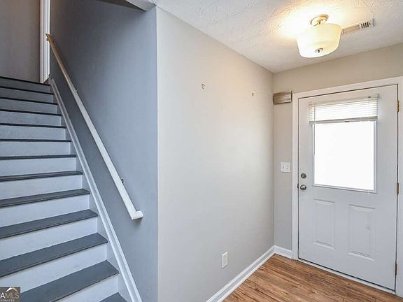 3rd image of 4148 Deer Springs Way