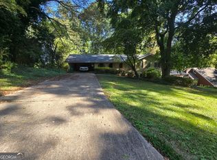 250 Kenilworth Cir, Stone Mountain, GA 30083