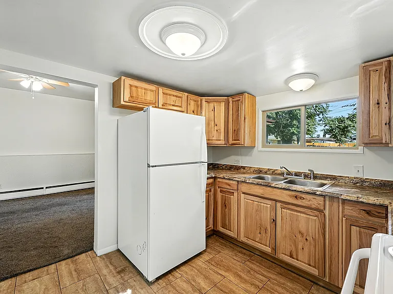 5631 W 16th Ave — Photo 10