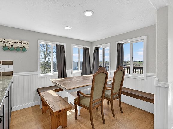 4th image of 23466 Freezeout Rd