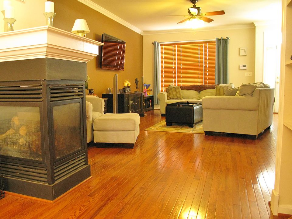 1st image of 103 Coral Reef Ct