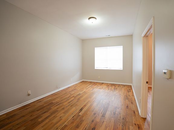 3rd image of 5347 S Racine Ave