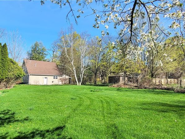 4 Benjamin Hill Rd, Newfield, NY 14867