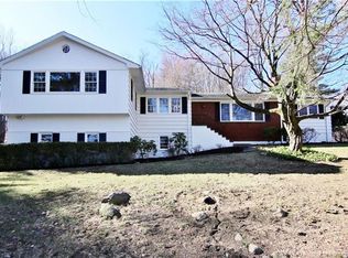 30 Shady Ln, Chappaqua, NY 10514