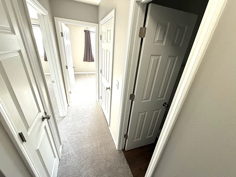 102 W Countryside Pkwy #C — Photo 7