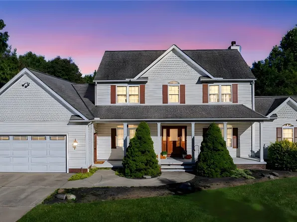 11579 Olde Stone Ct, Painesville, OH 44077