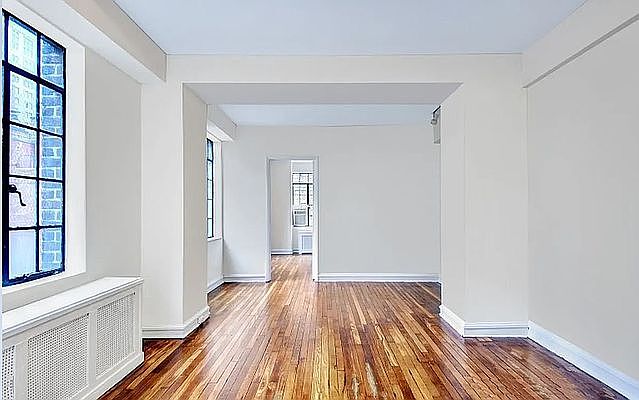 1st image of 320 E 42nd St APT 818