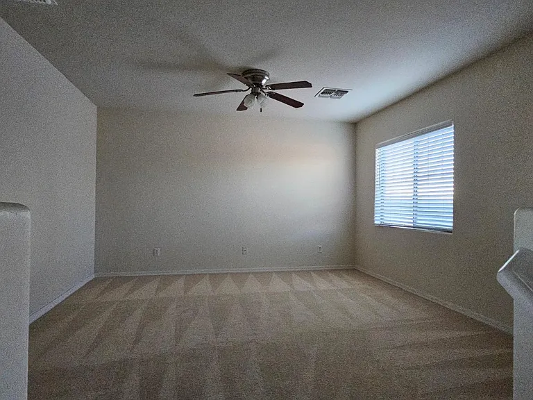 42701 W Martie Lynn Rd — Photo 13