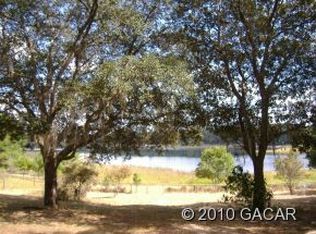 124 Long Lake Rd, Hawthorne, FL 32640