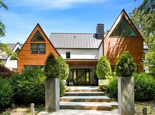 6 Terry Rd, East Hampton, NY 11937