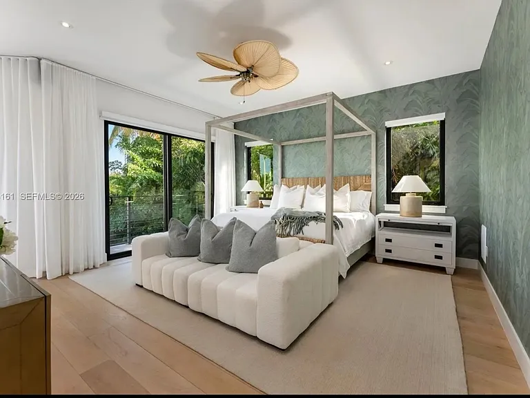 2801 Flamingo Dr — Photo 32
