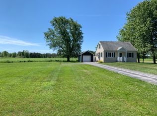 11475 Westwood Rd, Alden, NY 14004