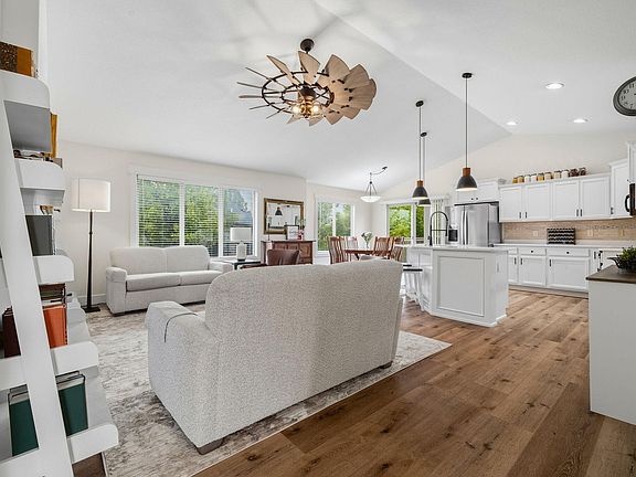 5th image of 7408 Longboat Dr