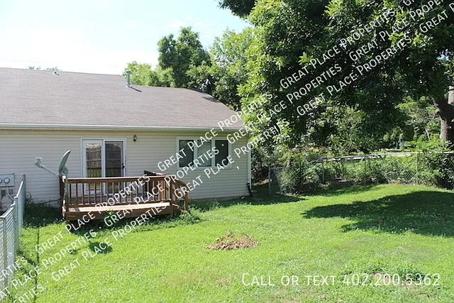 3 bed, 1200 sqft, $1,799 — Photo 2