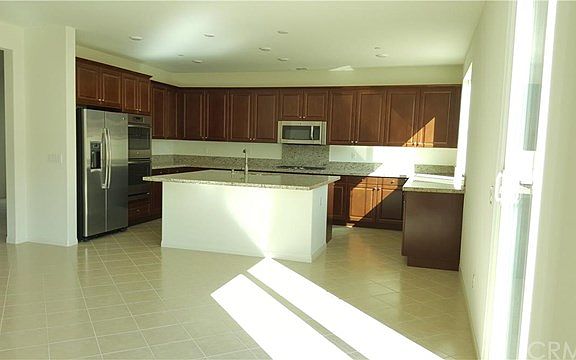 5th image of 3733 S Grower Ave