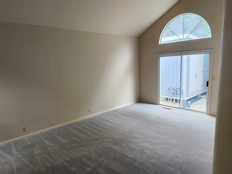 296 San Pedro Ave — Photo 2