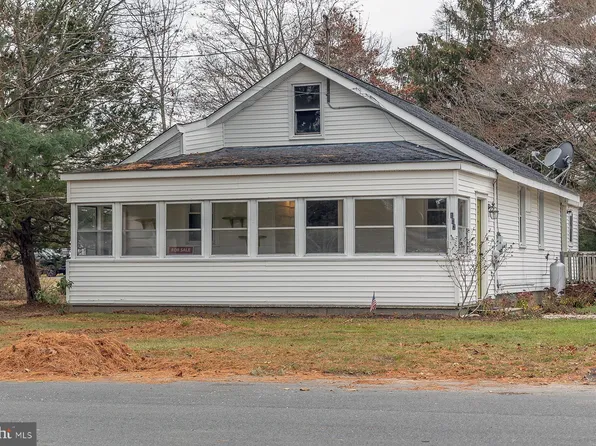 107 Chestnut St, Woodbine, NJ 08270