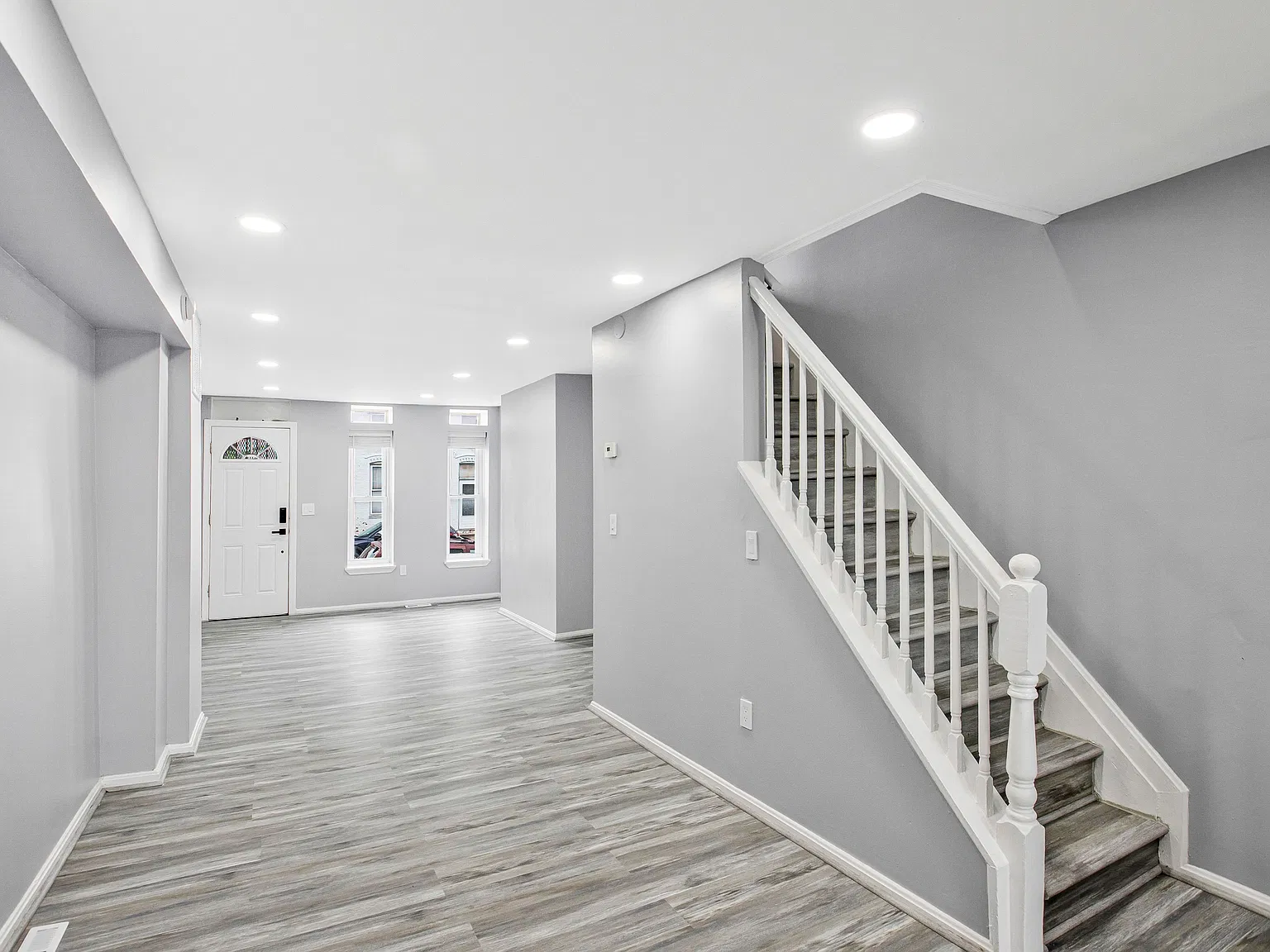 2 bed, 1.5 bath, 1172 sqft, $1,600 — Photo 4