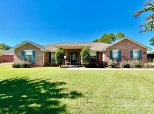 1039 Ashley Rd, Milton, FL 32583