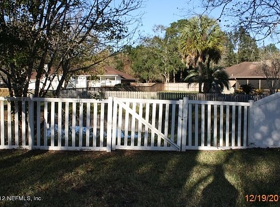4th image of 1975 Willow Grouse Pl