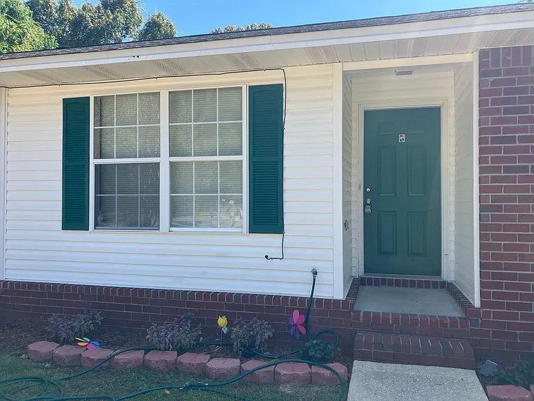 3031 E Kingsfield Rd #B — Photo 2