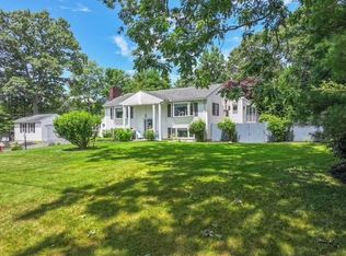 6 Golden Gate Drive, Hooksett, NH 03106