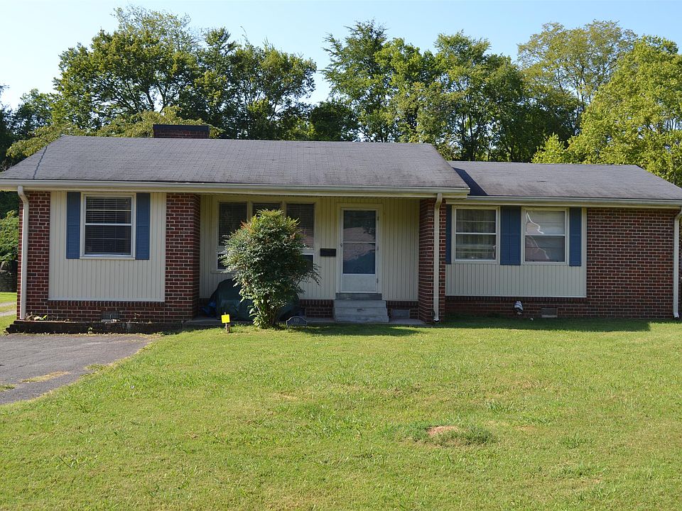 1st image of 610 Wagoner St