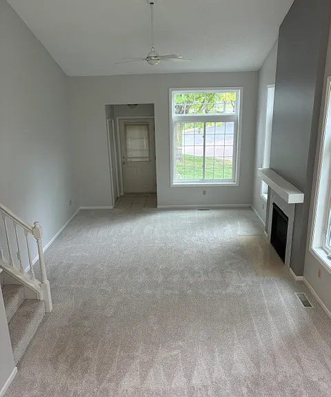581 Mission Hills Dr — Photo 4