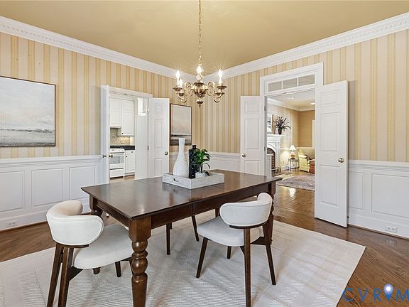 5th image of 4016 Tottenham Ct