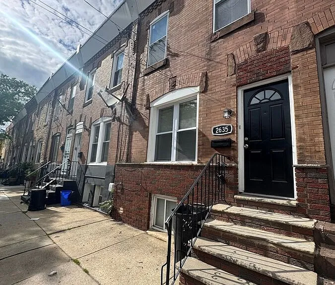 2635 Dickinson St — Photo 32