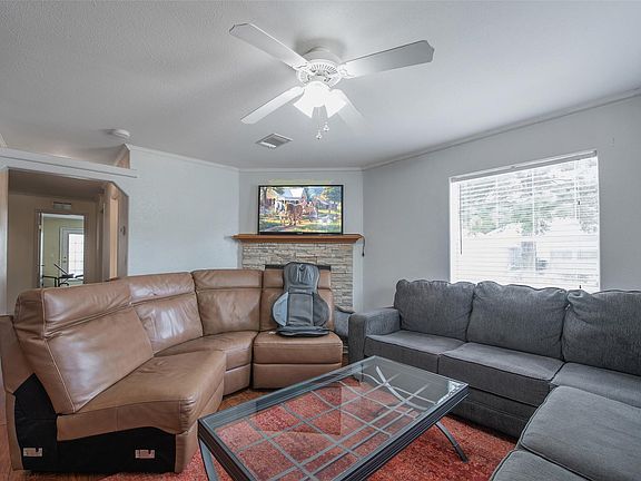 4th image of 10227 Checkerberry Park Ln