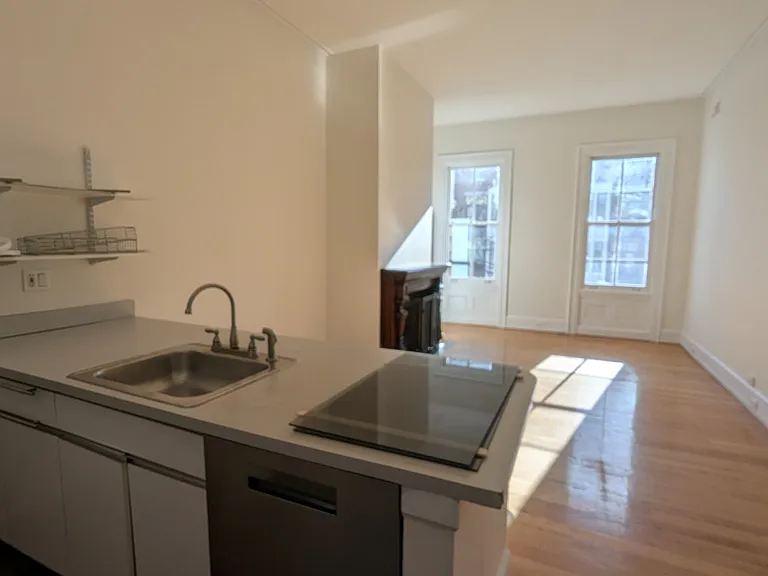 1503 Green St #4 — Photo 16