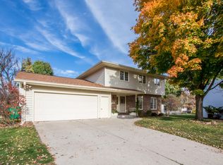 2322 McKinley Cir, Ames, IA 50010