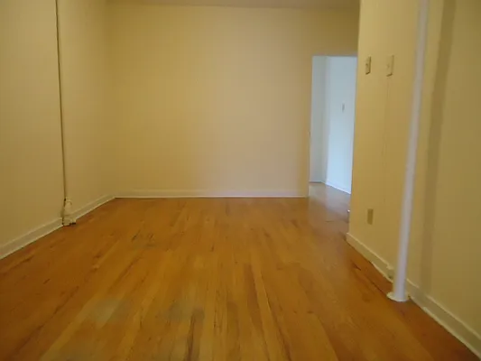 Rented by Hakeem Shahid, LREB | media 28