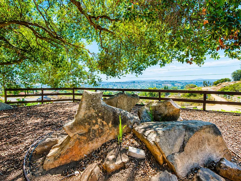 14131 & 14137 Tierra Bonita Rd — Photo 4