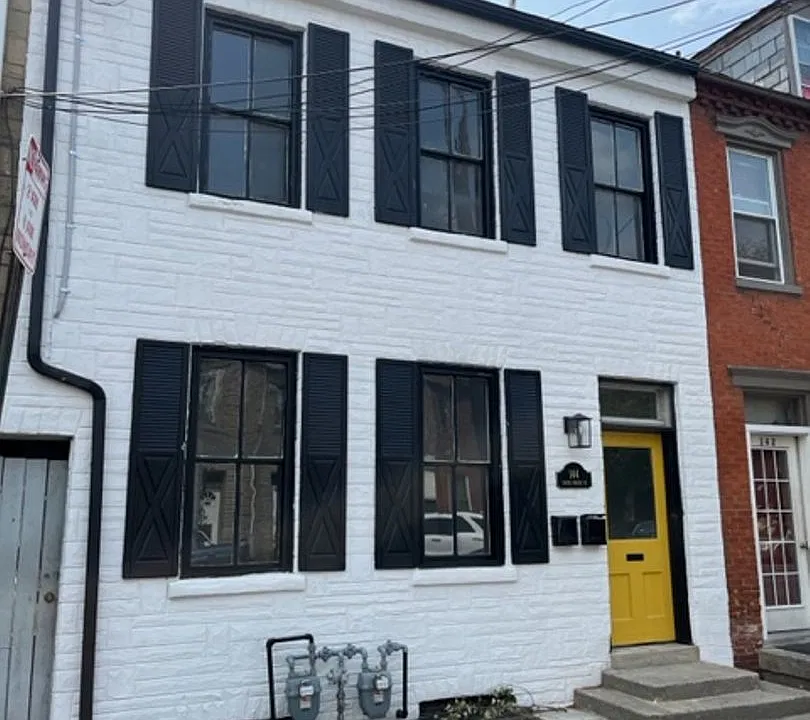 144 S Prince St