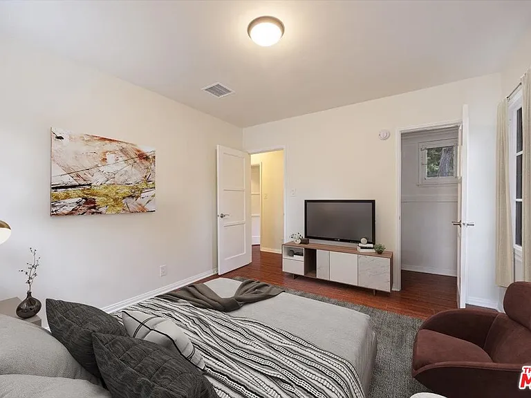 4328 Goodland Ave — Photo 30