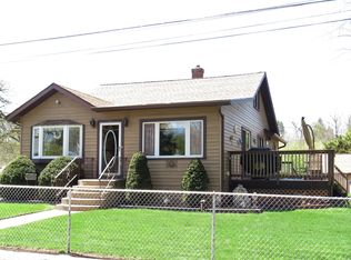 44 S Lake Ave, Fox Lake, IL
