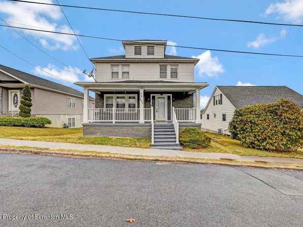 3622 Lawrence Ave, Moosic, PA 18507