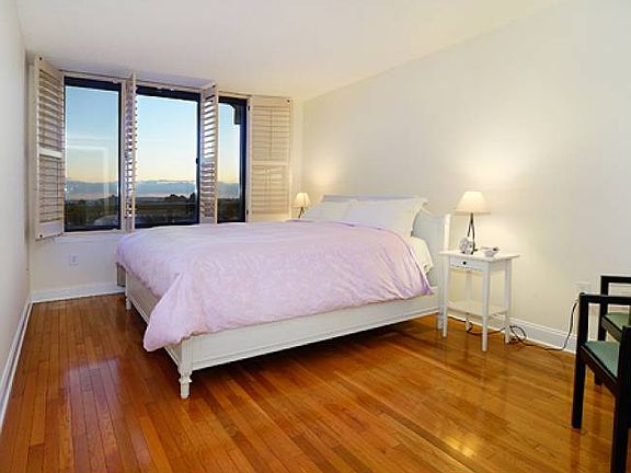 Large Master Bedroom