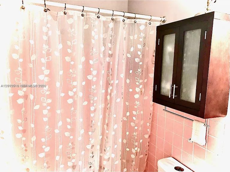 900 SW 11th Ave #17C — Photo 6