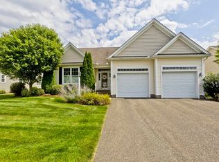 26 Bluegrass Dr UNIT 26, East Longmeadow, MA 01028