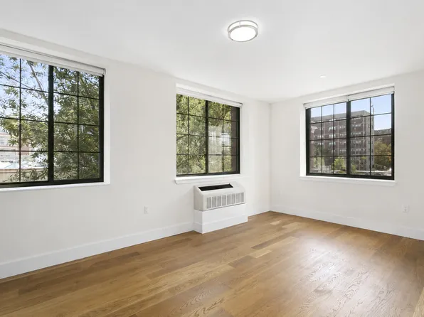 83 Bushwick Place image 1 of 8