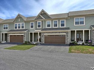 2184 Versailles Dr, Harrisburg, PA 17112