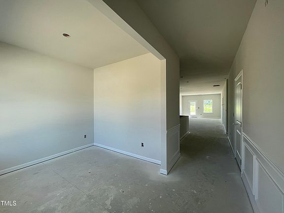 2nd image of 202 Torrent Dr