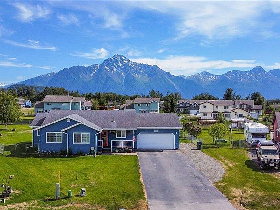 3rd image of 13706 E Grassland Cir