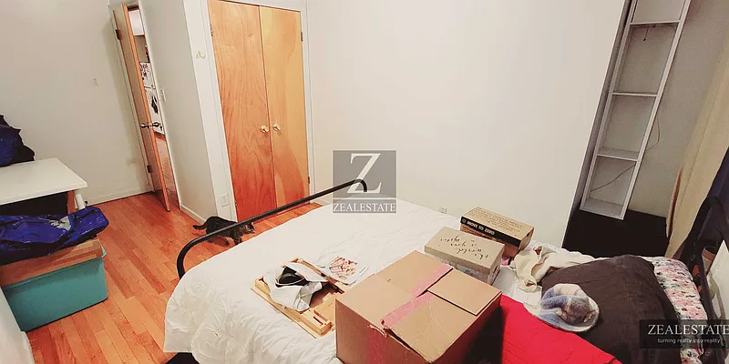 Rented by ZealEstate Group Inc | media 16